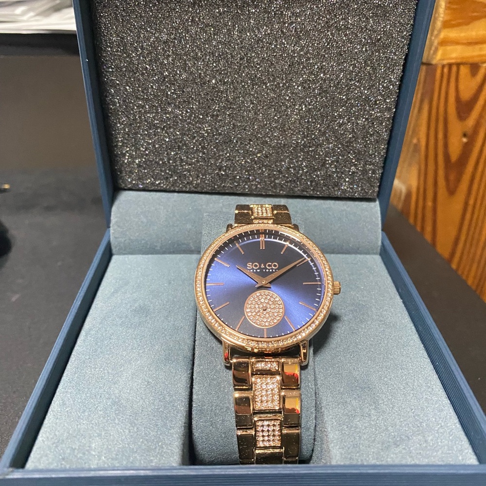 Women’s Automatic Wristwatch